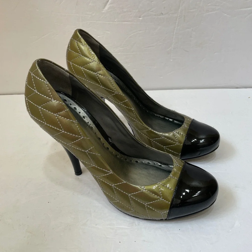 BCBG‎ GIRLS QUILTED GREEN AND BLACK STILETTO HEELS
